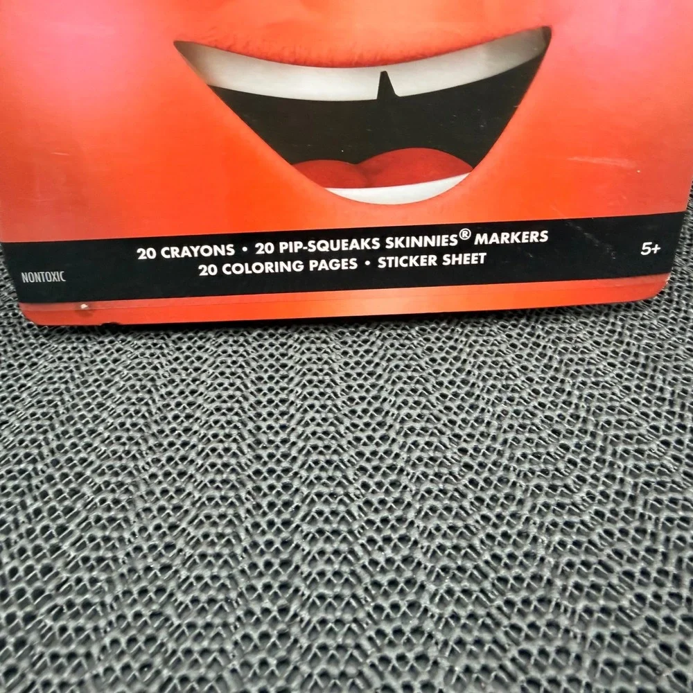 Crayola Limited Edition Art Set Angie Orange Red 60+ Pcs Retired Colors 04-0778